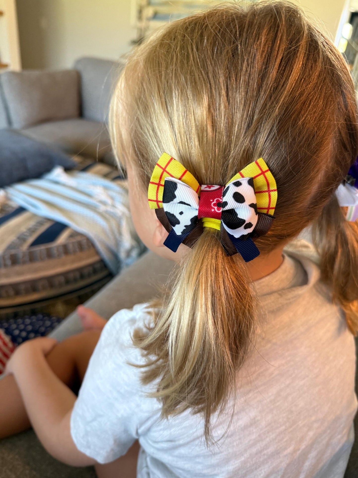 Woody Pigtail Bows