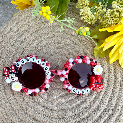Bowtiful Girl Sunglasses
