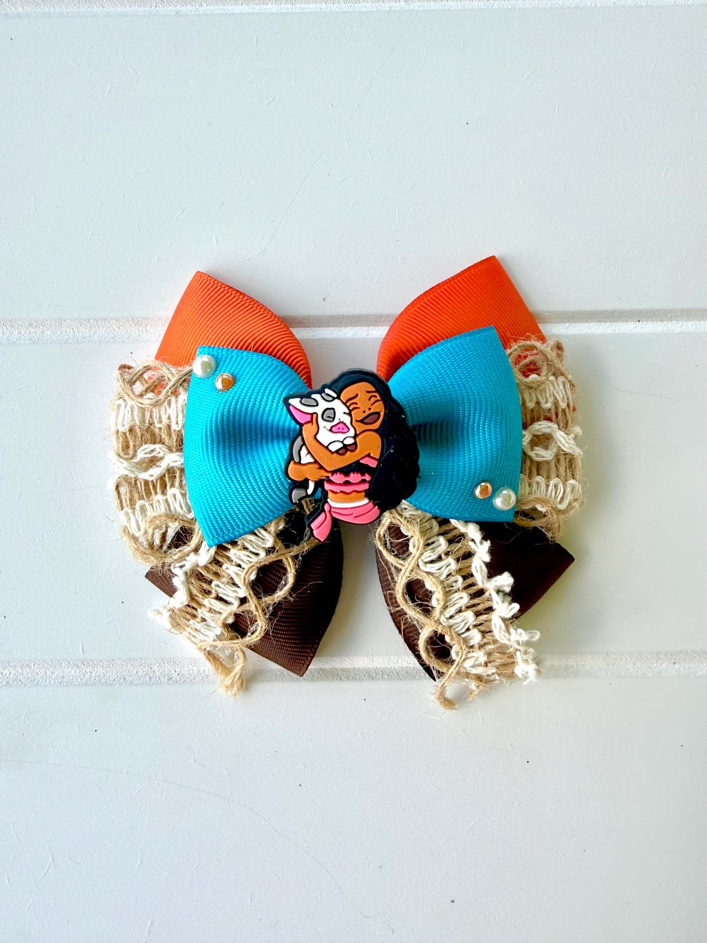 Moana Bow